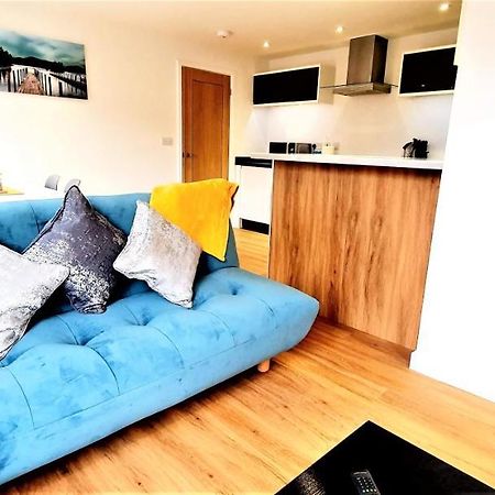 Cliftonville Heights - 2 Bed Home Away From Home Northampton Bagian luar foto
