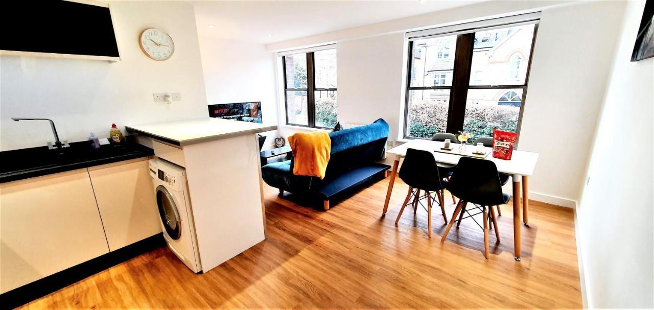 Cliftonville Heights - 2 Bed Home Away From Home Northampton Bagian luar foto