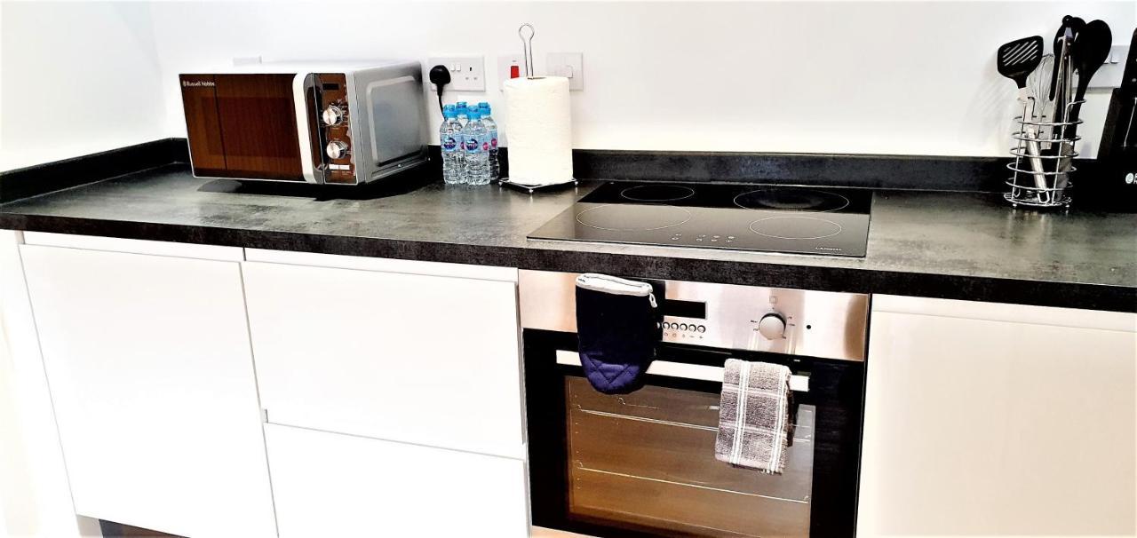 Cliftonville Heights - 2 Bed Home Away From Home Northampton Bagian luar foto