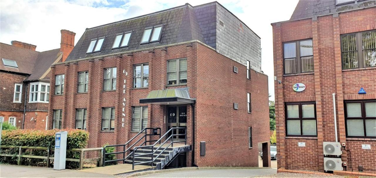 Cliftonville Heights - 2 Bed Home Away From Home Northampton Bagian luar foto