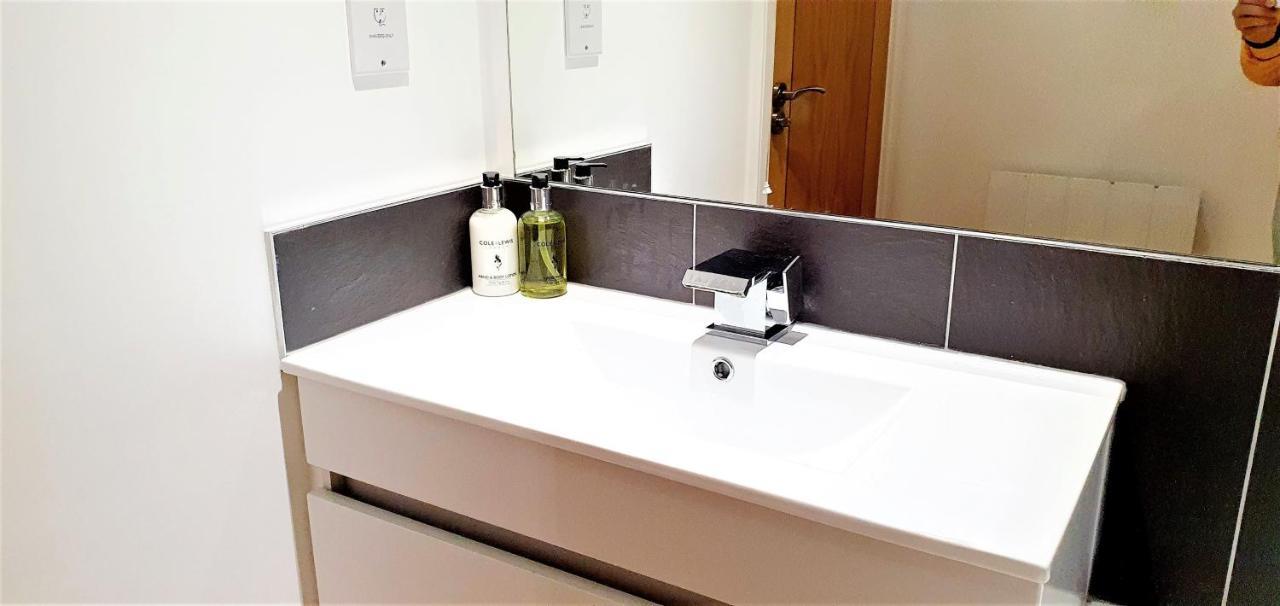 Cliftonville Heights - 2 Bed Home Away From Home Northampton Bagian luar foto