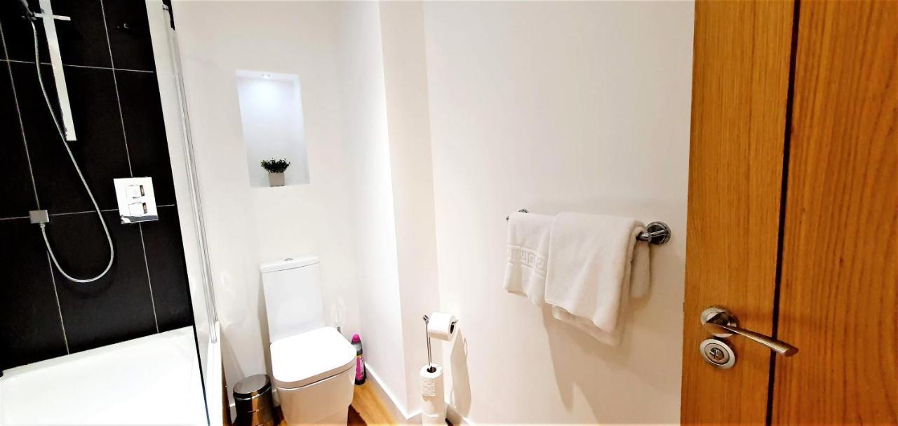 Cliftonville Heights - 2 Bed Home Away From Home Northampton Bagian luar foto